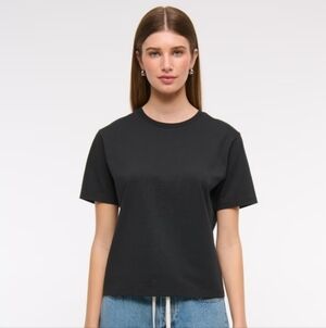 Abercrombie And Fitch Black Essentials Tshirt Size Xs